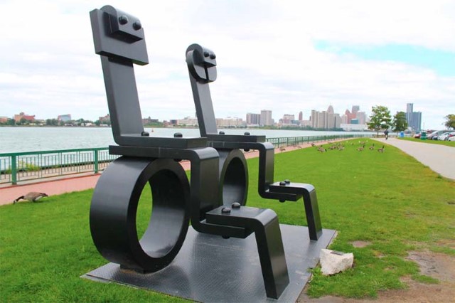 King and Queen - Sorel Etrog King and Queen - Sorel Etrog