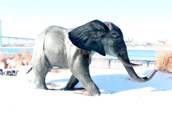 Tembo - Derrick Stephan Hudson