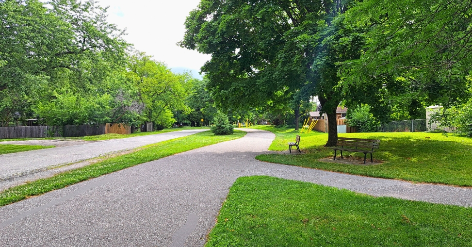 Clairview Bikeway Park trail and benches